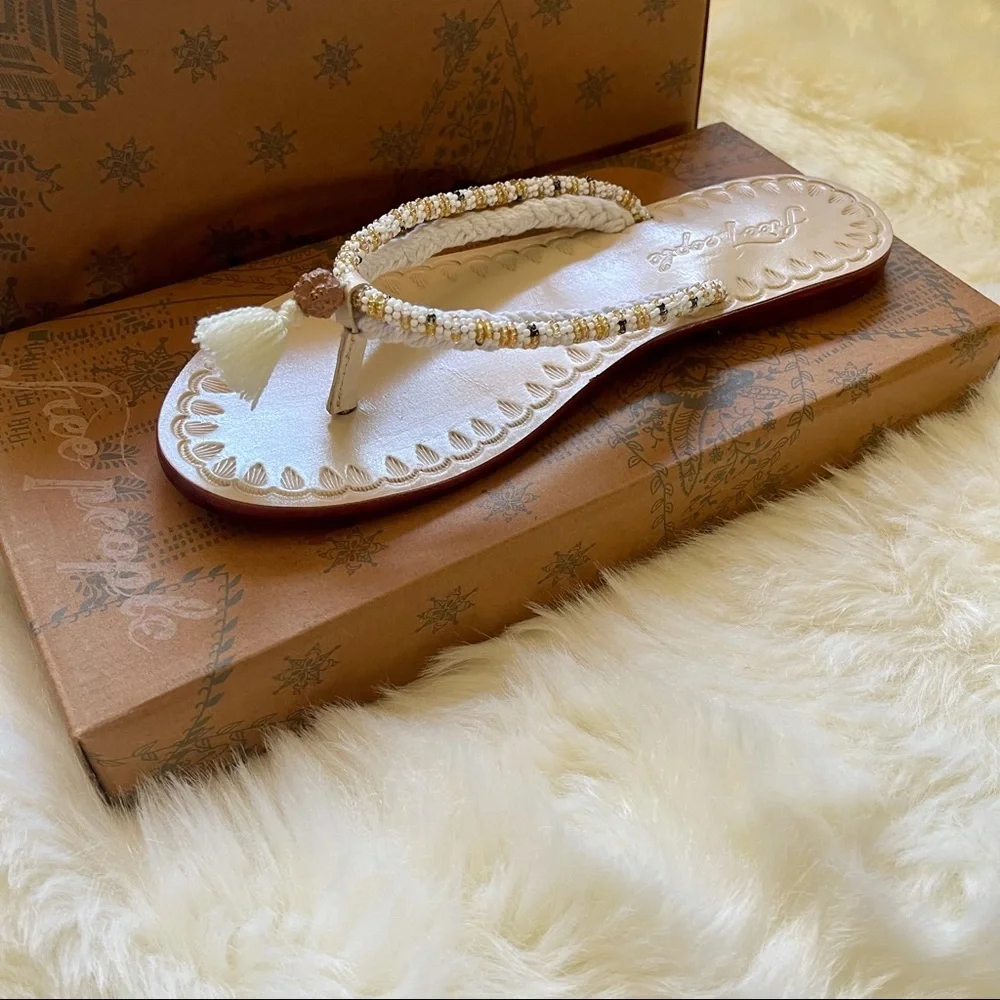 NWT ~  Free People Menorca Thong Sandal - Picture 2 of 11